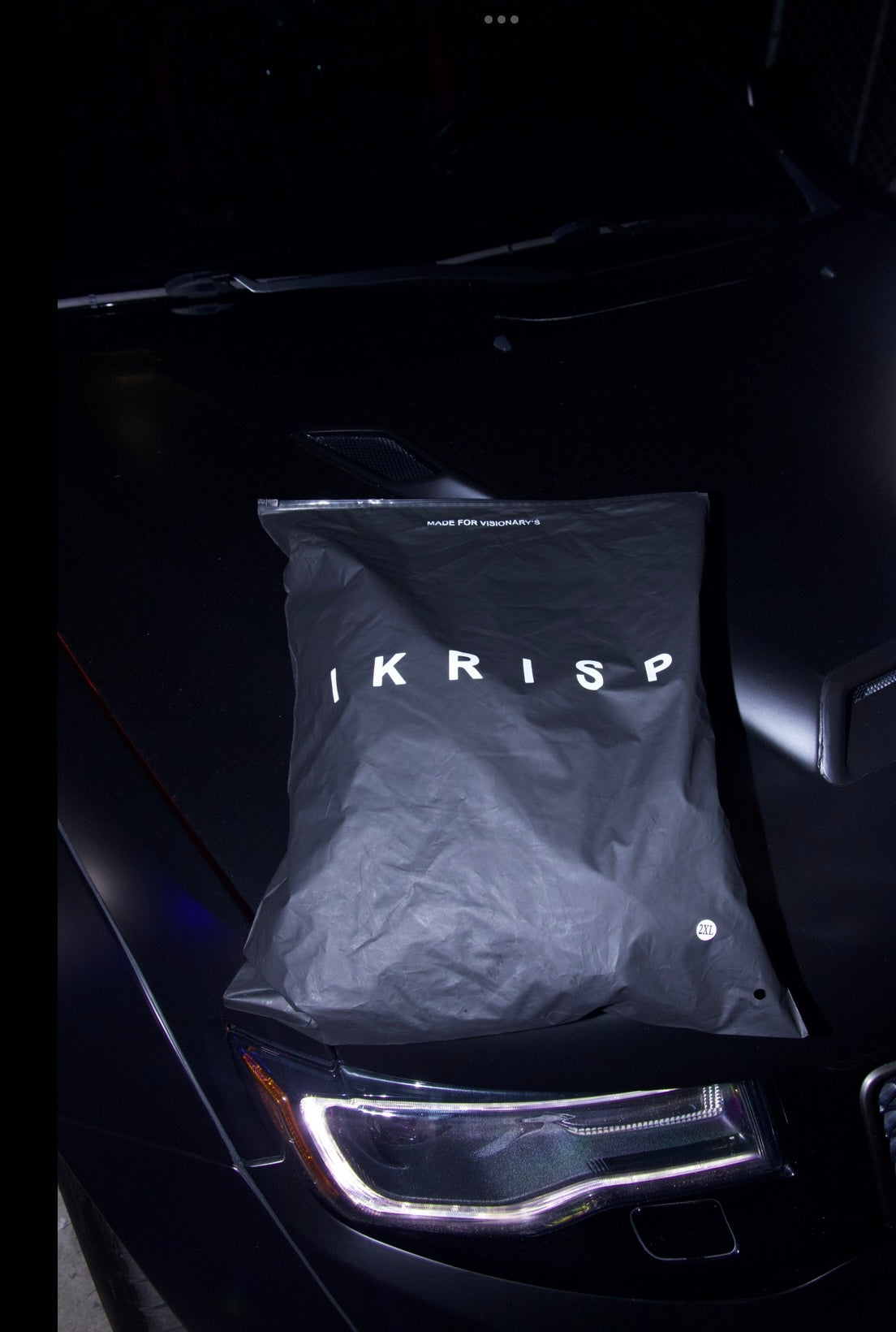 Ikrisp Zip up